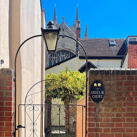 Cathedral View Apartment, Flat 4 Bury St. Edmunds ภายนอก รูปภาพ