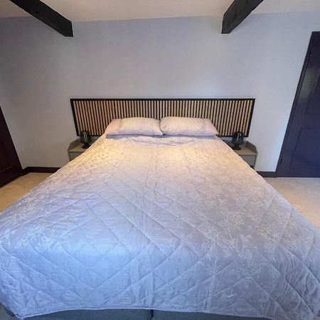 Cathedral View Apartment, Flat 4 Bury St. Edmunds ภายนอก รูปภาพ